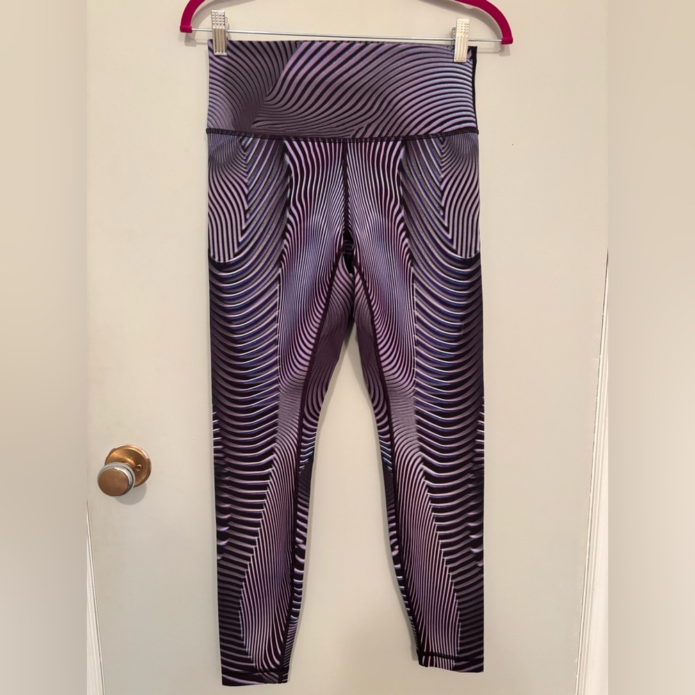 Lululemon Seawheeze 2020 Wunder Under High-Rise Tights in Fast Lane Purple Multi - Picture 6 of 10